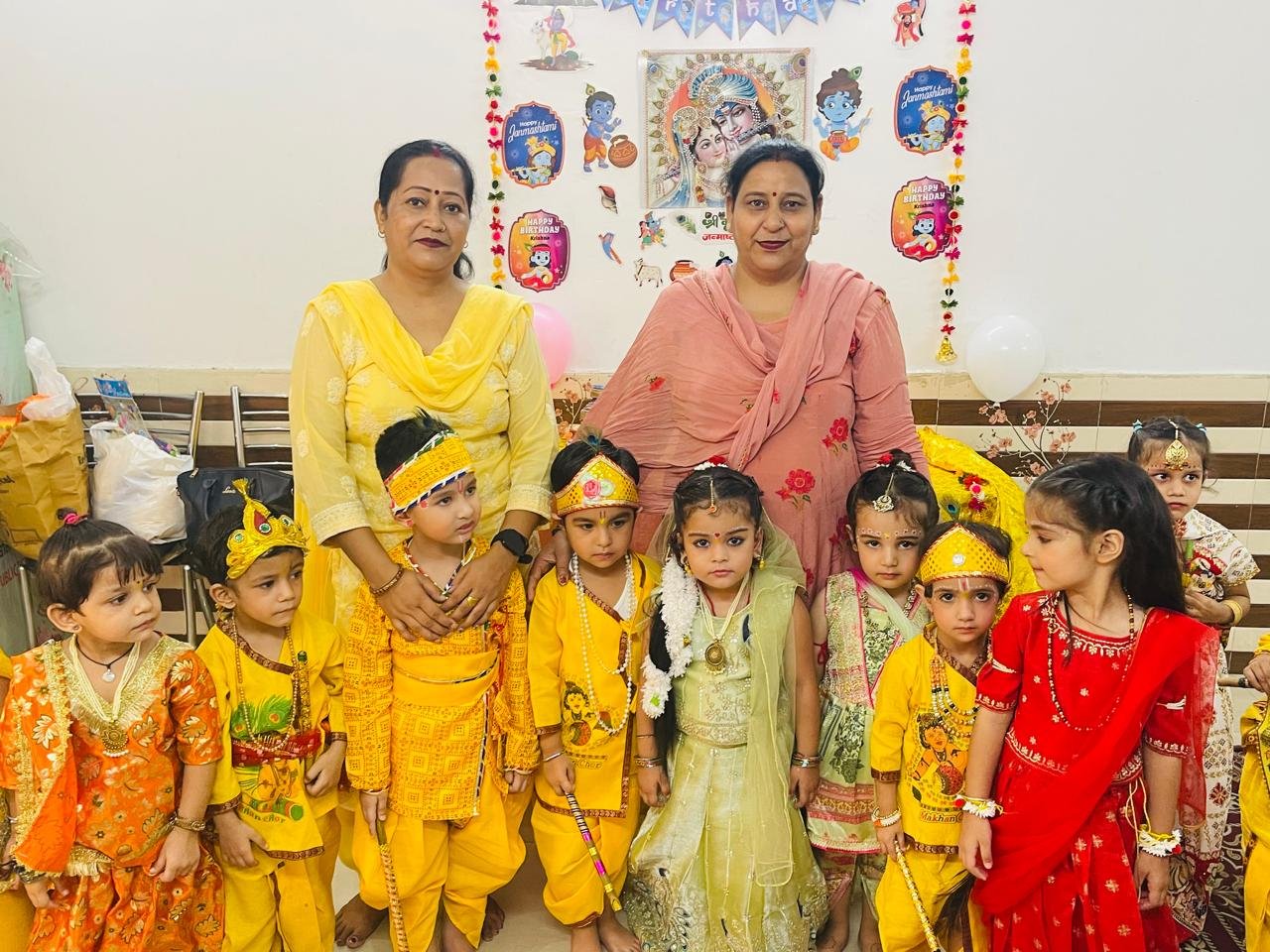 🦚✨ A Divine Krishna Celebration at DIAMOND PUBLIC SCHOOL 💙🪈 🌸 Where Little Hearts Celebrated the Spirit of Krishna! 🙏💫